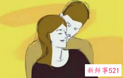 男人想抱一个女人说明