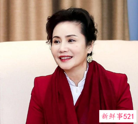 央视主播徐俐宣布今晚为最后一播