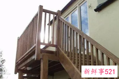 梦见自己下梯子是什么意思