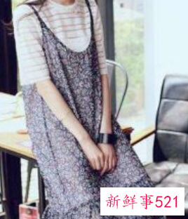 女士吊带长裙怎么搭配