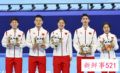 武大靖打算将自己的金墩墩拍卖做公益