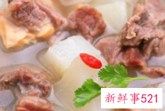 冬天吃白萝卜炖排骨的好处