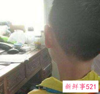 宝宝脖子歪右边纠正图