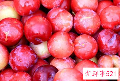 李子和虾能一起吃吗