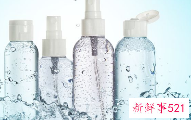 应该先用精华还是水