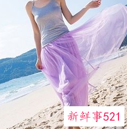 紫红色长裙配什么颜色长外套