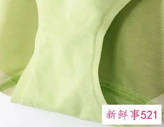 穿浅绿色内裤的女人的性格