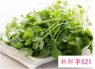 闻香菜臭的人基因问题