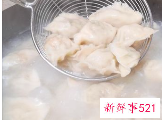 女人梦到煮了一锅饺子