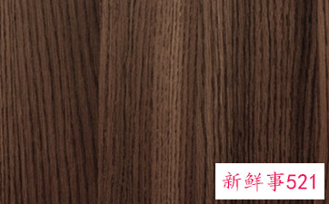 深色木地板配什么办公桌位