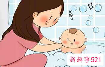 宝宝洗澡可以用沐浴露吗