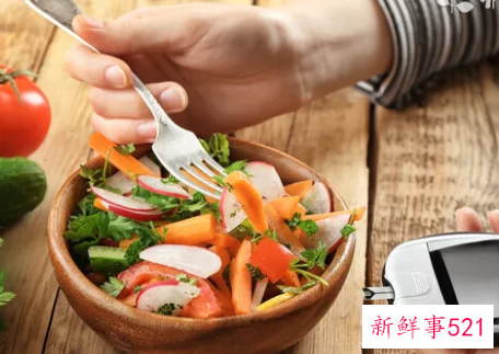 菠菜跟猪肝相克吗