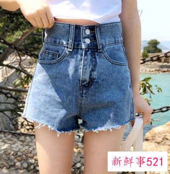 牛仔短裤配什么鞋图片