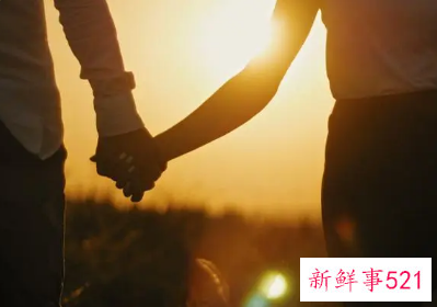 撩男生撩到脸红的情话短句