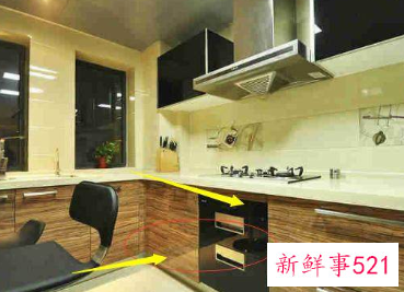 橱柜装个踢脚板只有好处没有坏处