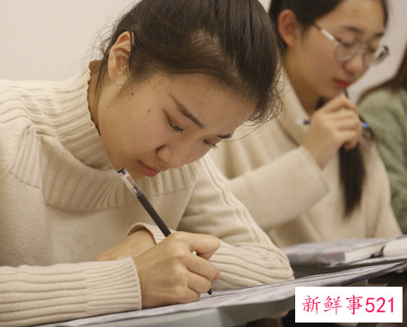 三分钟节目主持稿