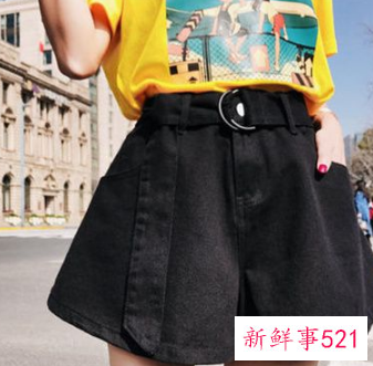 牛仔短裤配什么鞋图片