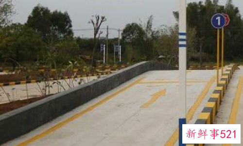 上坡坡道定点停车和起步技巧