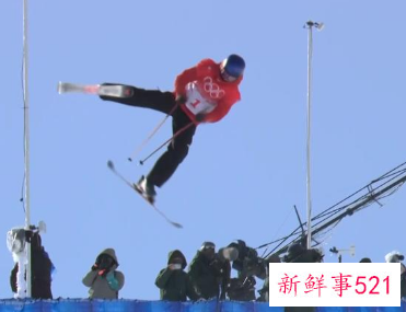 谷爱凌U型池再得一金冲上热搜第1