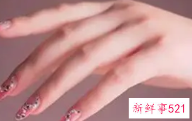 梦见白皙的手周公解梦