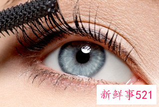让眼睫毛变长变密的正确方法