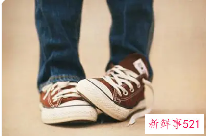 梦见别人穿自己的鞋有什么征兆