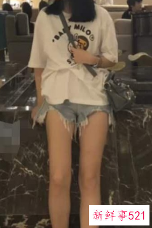 牛仔短裤配什么鞋图片