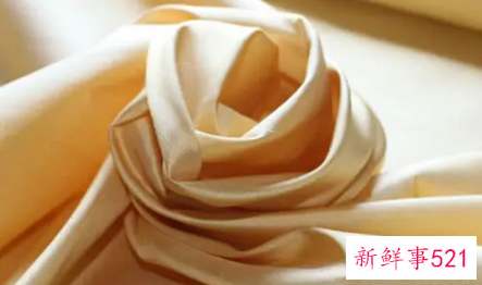 真丝衣服的洗涤和保养技巧