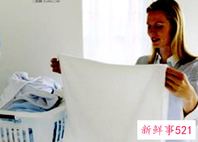 衣服上有污渍怎么清洗最有效