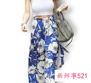 大脚裤可以配什么上衣