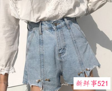 牛仔短裤配什么鞋图片