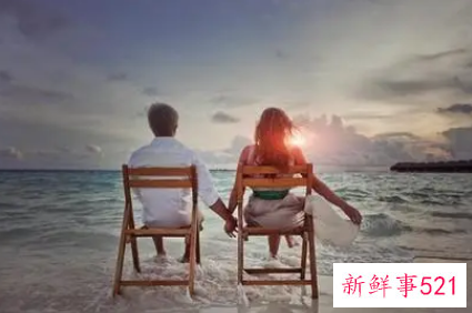 刚和女生聊天怎么聊