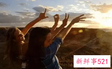 对好朋友要不要说谢谢