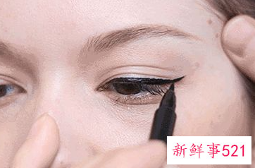 眼线液新手教程