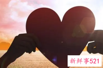 追女孩子要不要告诉她我要追你