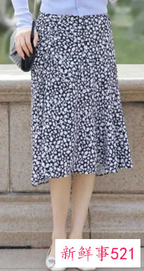 穿长裙子配什么鞋