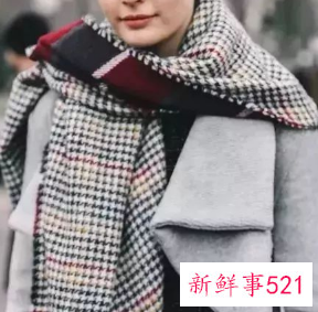 围巾怎么系才能好看