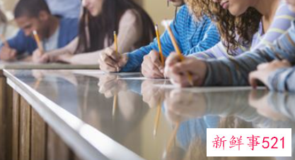 梦见监考有什么征兆