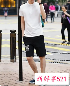 阔腿裤配polo衫男生