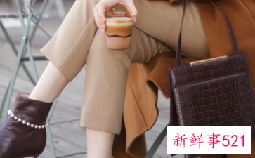 棕色鞋搭什么颜色衣服