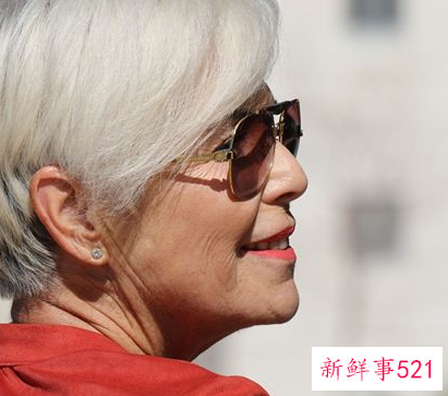 梦到很丑的老太婆