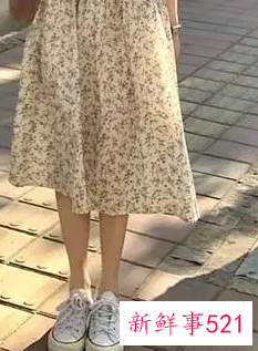 夏季短裙配什么鞋子图片