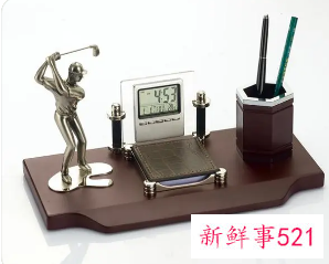 办公桌上摆什么摆件