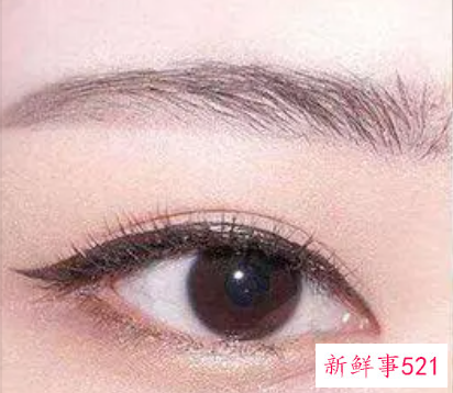 纹眼线好看还是美瞳线好看图片