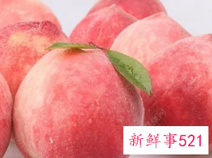 吃水蜜桃要削皮吗