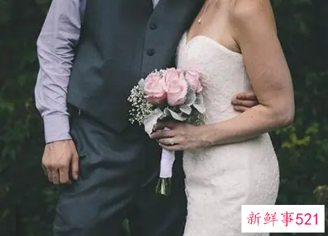 梦见女友和别人结婚有什么征兆