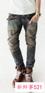 中帮休闲鞋怎么搭配