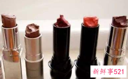 过期化妆品还能用吗