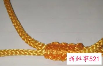 手链结尾扣怎么编活扣