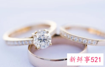 梦见男朋友送戒指是什么意思